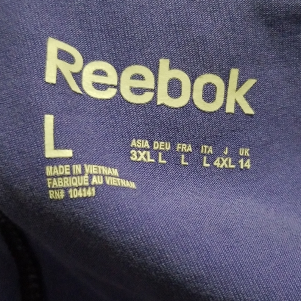 Reebok capris - Picture 2 of 2